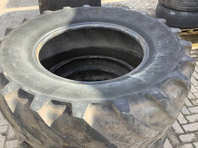 Michelin x m 108 540/65r30 band (2x) - afbeelding 2 van  3