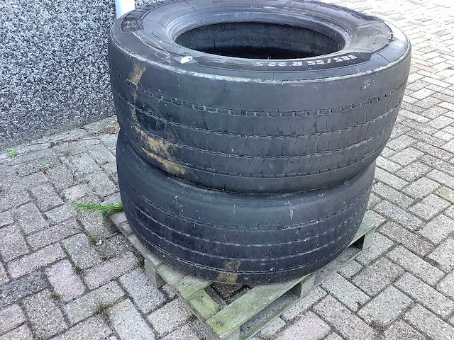 Michelin x multi truck 385/55 r 22.5 band (2x) - afbeelding 1 van  3