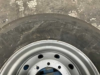 Michelin x-multi vrachtwagenband met velg - afbeelding 2 van  5