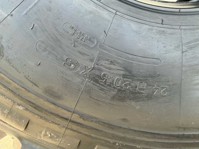 Michelin x tractorband - afbeelding 6 van  6