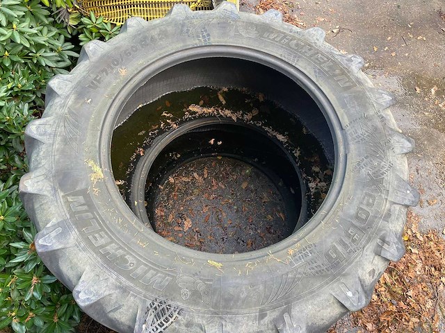 Michelin xeobib 710/60r42 tractorband (2x) - afbeelding 1 van  8