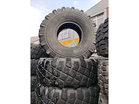 Michelin xml - 325/85r16 - banden, wielen en velgen (4x) - afbeelding 2 van  6