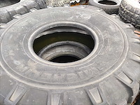 Michelin xml - 325/85r16 - banden, wielen en velgen (4x) - afbeelding 4 van  6