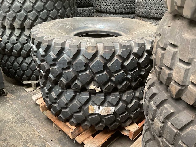 Michelin xzl band (2x) - afbeelding 1 van  3