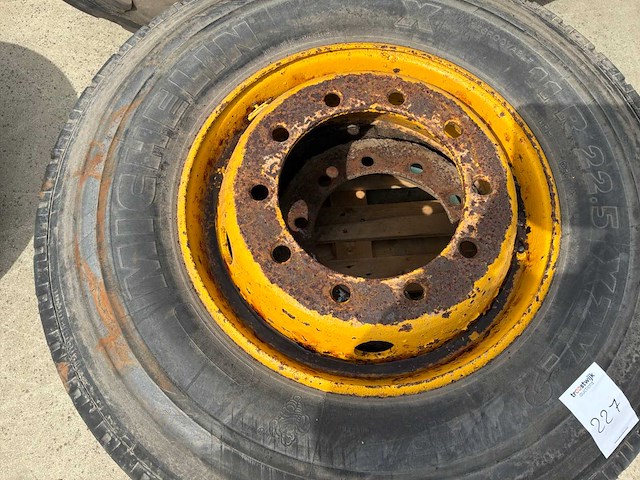 Michelin xzy-2 band met velg (2x) - afbeelding 4 van  7