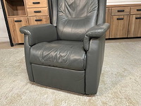 Michigan draaibare electrische leren relaxfauteuil - afbeelding 13 van  14