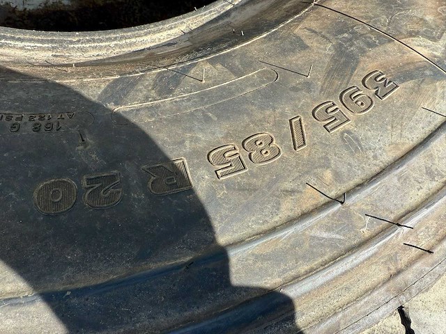 Michilin - xzl 395-85r20 - vrachtwagenband - afbeelding 4 van  5