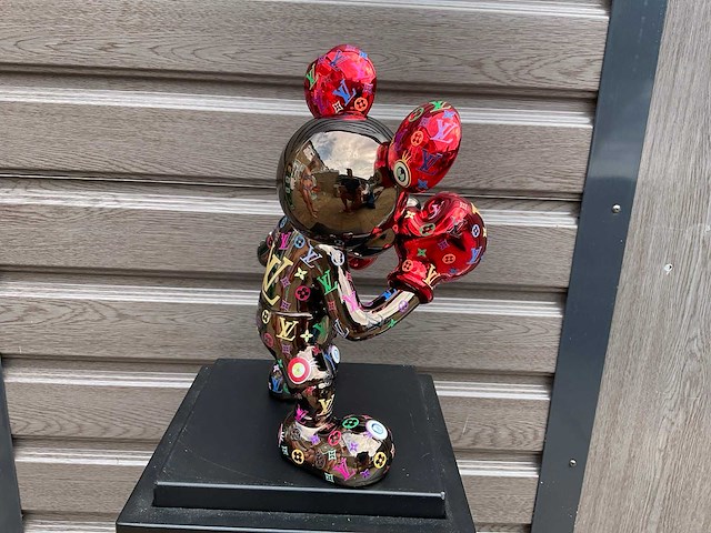Mickey mouse sculptuur - afbeelding 4 van  7