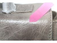 Micmacbags porto schoudertas grijs 100% leer - afbeelding 2 van  2