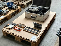Micro polijstmachine en beugelmicrometers - afbeelding 1 van  5