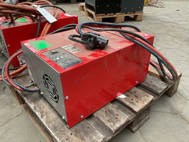 Micro power stc 24/125 acculader - afbeelding 1 van  6
