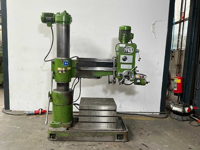 Microcut - 1995 - tpr-820a - radiaalboormachine - afbeelding 1 van  13