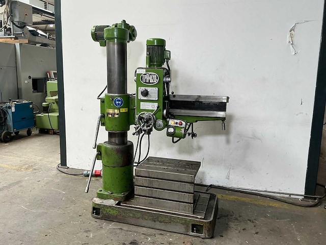 Microcut - 1995 - tpr-820a - radiaalboormachine - afbeelding 4 van  7