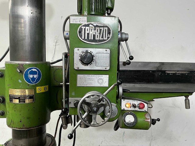 Microcut - 1995 - tpr-820a - radiaalboormachine - afbeelding 5 van  9