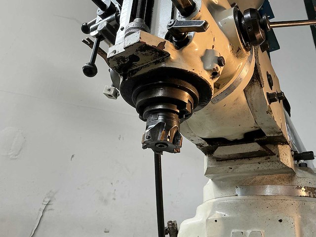 Microcut - 2002 - 857 ii - kniefreesmachine - afbeelding 10 van  14