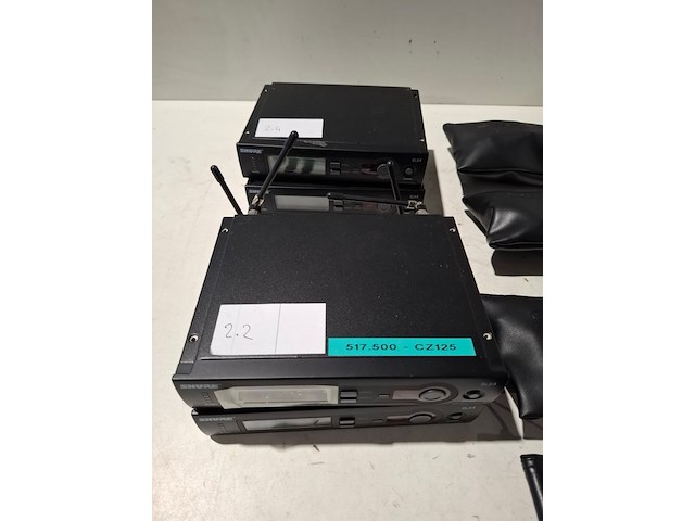 Microfoonset, shure, 4x slx4 met beltpack en accesoires - afbeelding 3 van  9