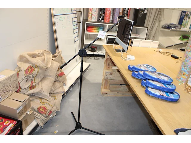 Microfoonstandaard verstelbaar - afbeelding 1 van  2