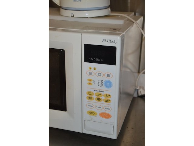 Microgolfoven bluesky bmg25e, waterkoker philips - afbeelding 3 van  7