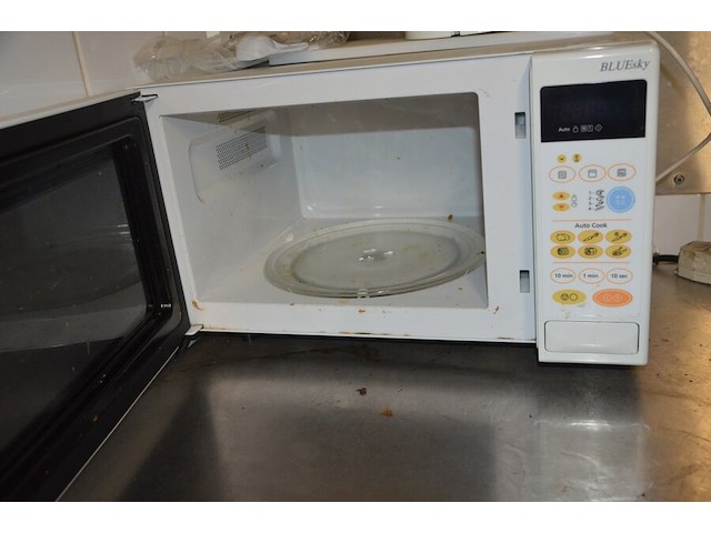 Microgolfoven bluesky bmg25e, waterkoker philips - afbeelding 6 van  7