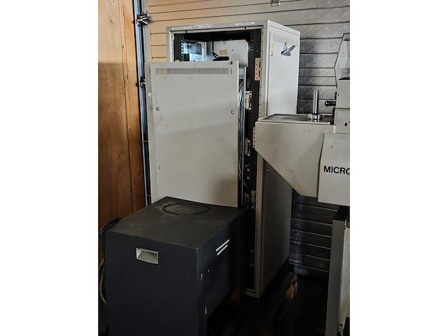 Micromatic - 1985 - 632 - cnc micro draaibank - afbeelding 12 van  28