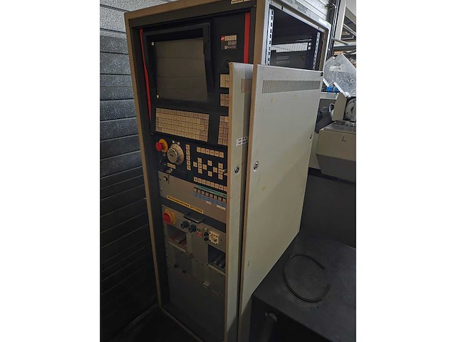 Micromatic - 1985 - 632 - cnc micro draaibank - afbeelding 13 van  28