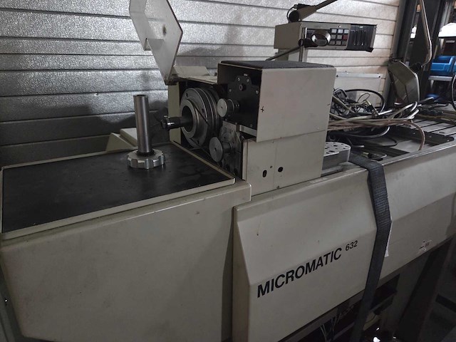 Micromatic - 1985 - 632 - cnc micro draaibank - afbeelding 16 van  28