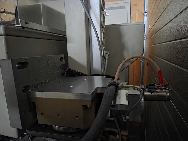 Micromatic - 1985 - 632 - cnc micro draaibank - afbeelding 20 van  28