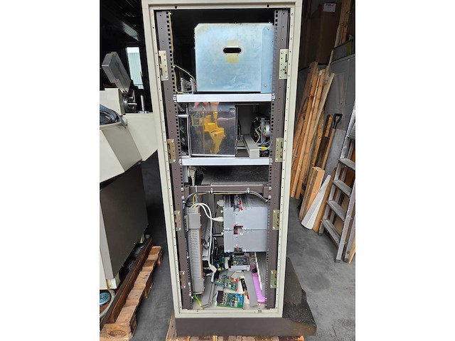 Micromatic - 1985 - 632 - cnc micro draaibank - afbeelding 14 van  28