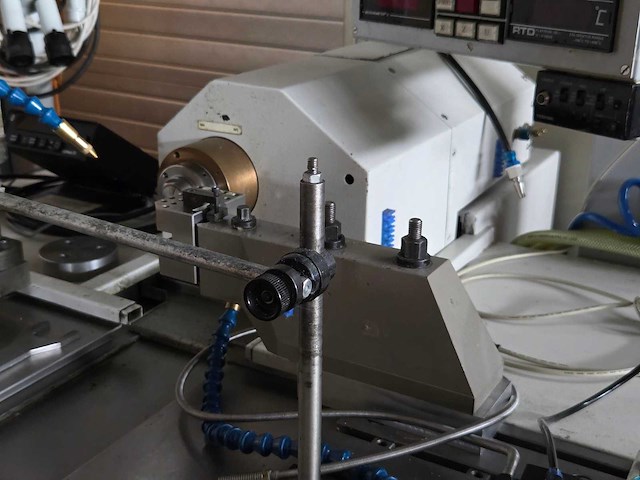 Micromatic - 1987 - 1 - cnc micro draaibank - afbeelding 11 van  38