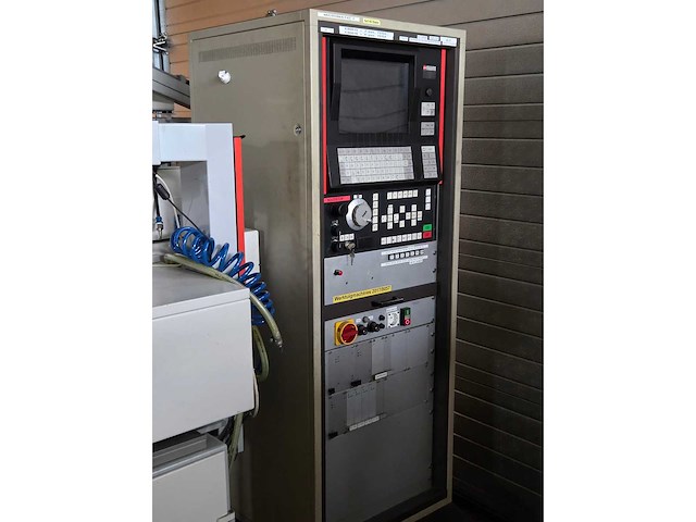 Micromatic - 1987 - 1 - cnc micro draaibank - afbeelding 13 van  38