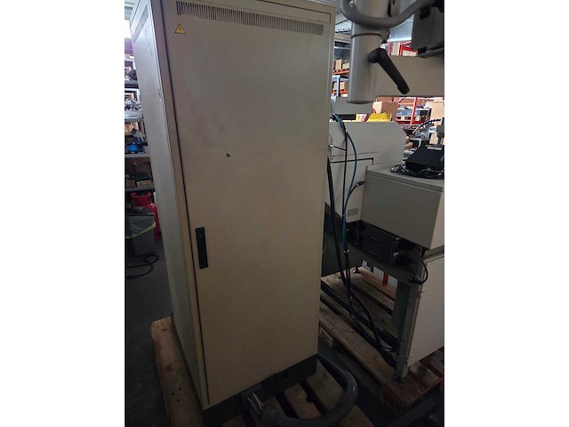 Micromatic - 1987 - 1 - cnc micro draaibank - afbeelding 32 van  38