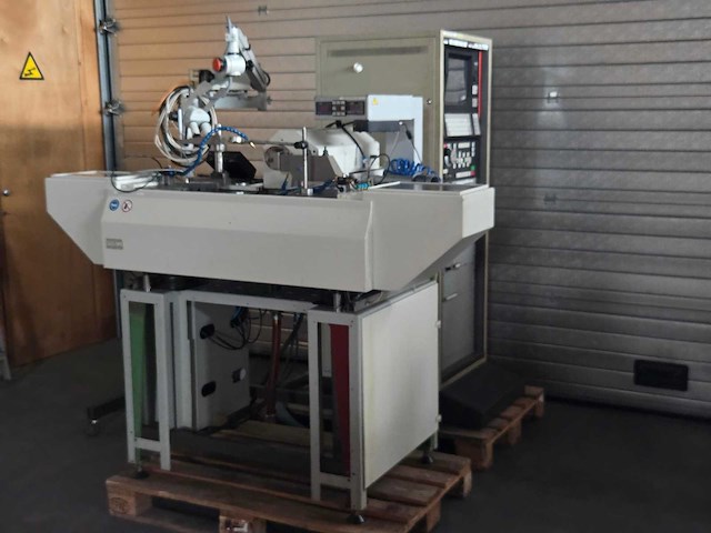Micromatic - 1987 - 1 - cnc micro draaibank - afbeelding 3 van  38