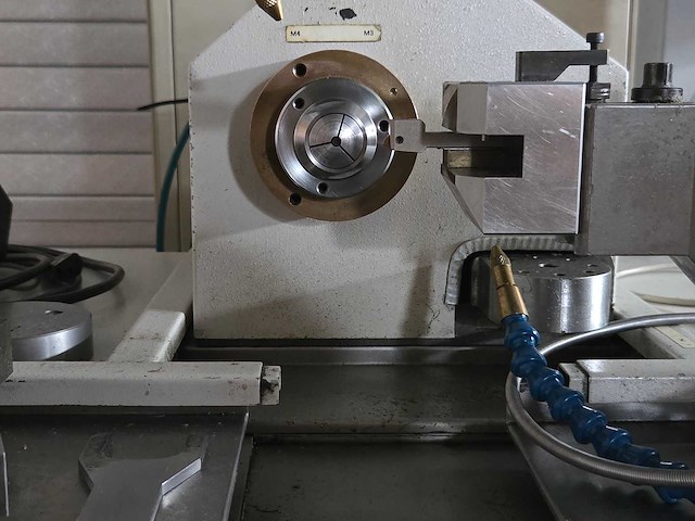 Micromatic - 1987 - 1 - cnc micro draaibank - afbeelding 9 van  38