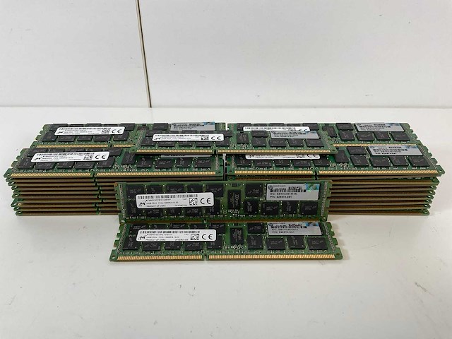Micron (mt36ksf2g72pz-1g4e1ff) 16gb 2rx4, pc3l-10600r-9-13-e2 rams (43x) - afbeelding 1 van  3