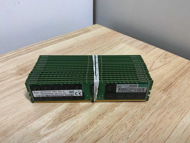 Micron ram 64gb 2rx4 pc-4 2933y (16x) - afbeelding 1 van  4