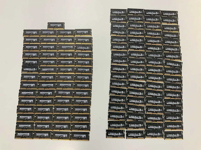 Micron technology/sk hynix 250gb(125x 2gb 1rx16) pc3l-12800s-11-13-c3 so-dimm sticks - afbeelding 1 van  5