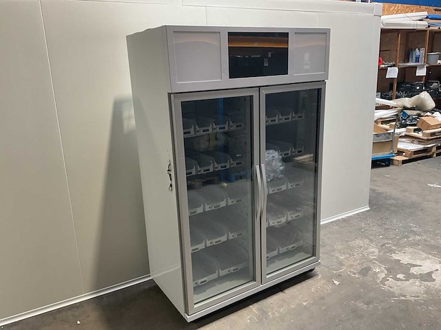 Micron vending - dubbeldeurs - smart fridge - verkoopautomaat - afbeelding 2 van  6