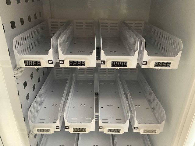 Micron vending - dubbeldeurs - smart fridge - verkoopautomaat - afbeelding 4 van  6