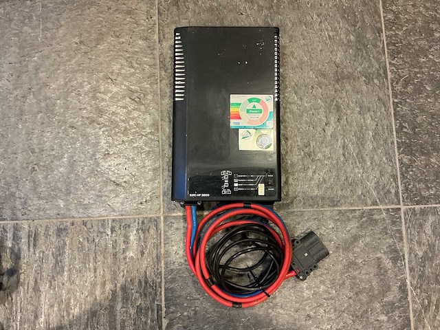 Micropower - 24v 80a - battery chargers - - afbeelding 1 van  2