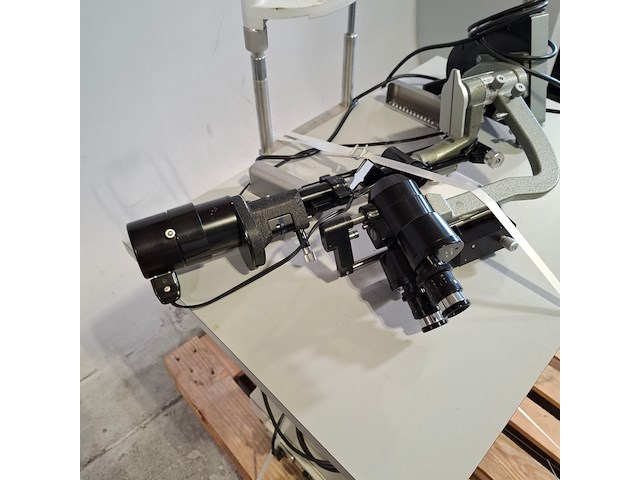 Microscoop op werktafel, o.a. hal tronic - afbeelding 11 van  16
