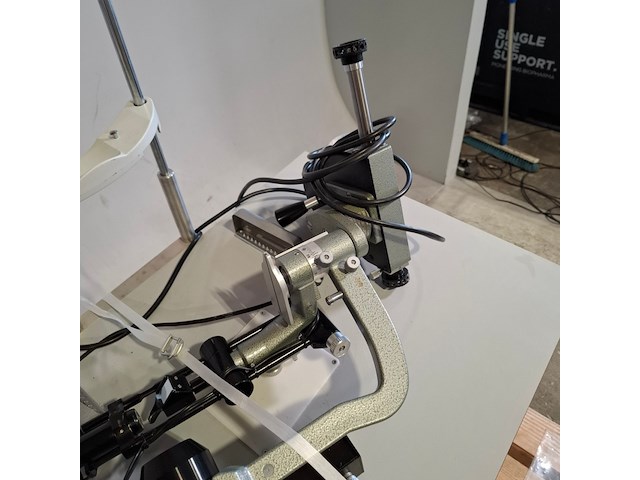 Microscoop op werktafel, o.a. hal tronic - afbeelding 12 van  16