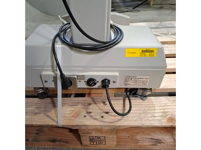 Microscoop op werktafel, o.a. hal tronic - afbeelding 16 van  16