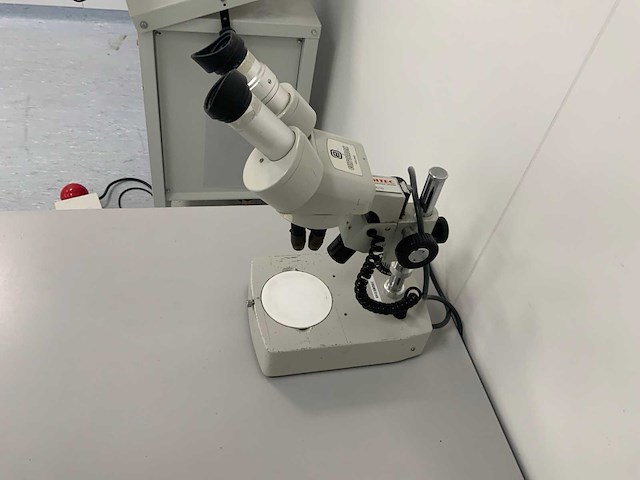 Microscope - afbeelding 5 van  5