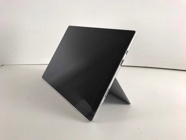 Microsoft - surface pro 7+ 12.3", core(tm) i5 11th gen, 8gb ram, 256 gb nvme laptop - afbeelding 1 van  4