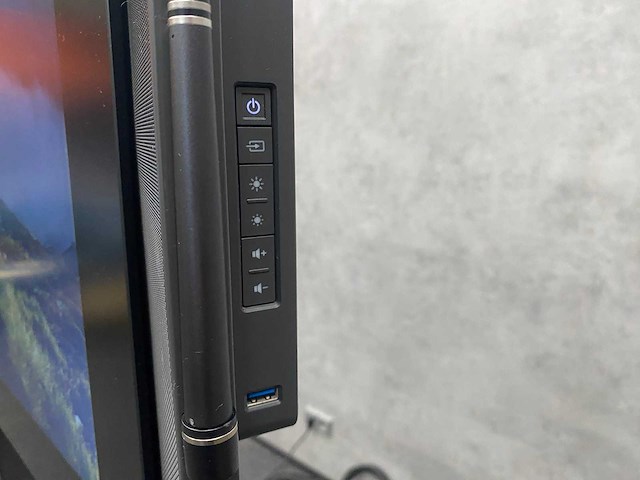 Microsoft 1597 - 55" surface hub met verrijdbare lift - afbeelding 4 van  24