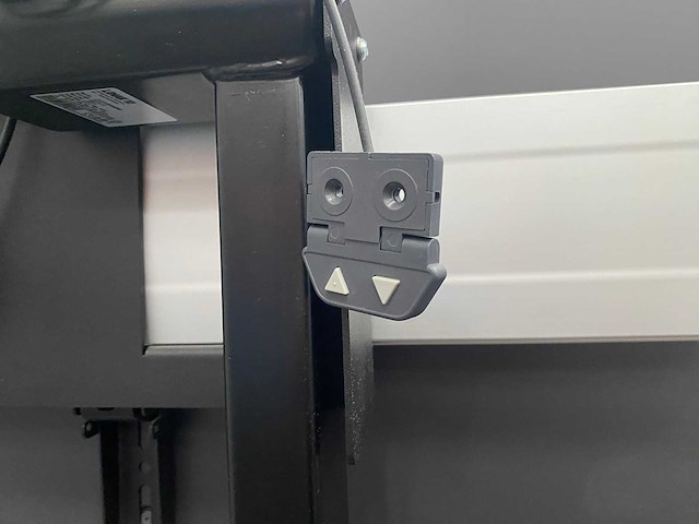 Microsoft 1597 - 55" surface hub met verrijdbare lift - afbeelding 10 van  24