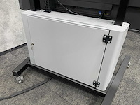 Microsoft 1597 - 55" surface hub met verrijdbare lift - afbeelding 14 van  24