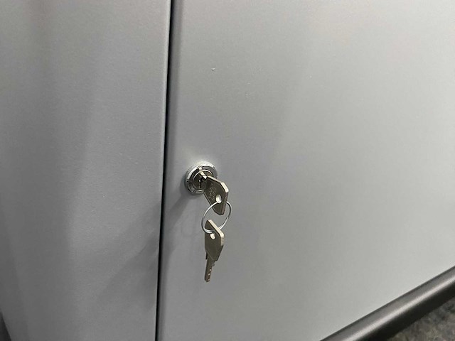 Microsoft 1597 - 55" surface hub met verrijdbare lift - afbeelding 15 van  24