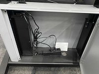 Microsoft 1597 - 55" surface hub met verrijdbare lift - afbeelding 17 van  24