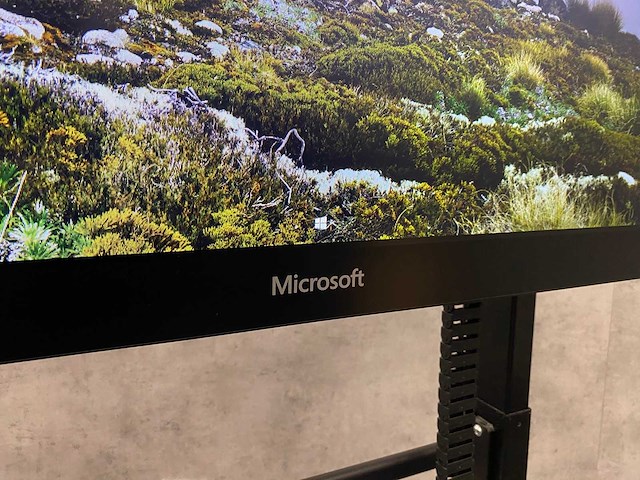 Microsoft 1597 - 55" surface hub met verrijdbare lift - afbeelding 23 van  24